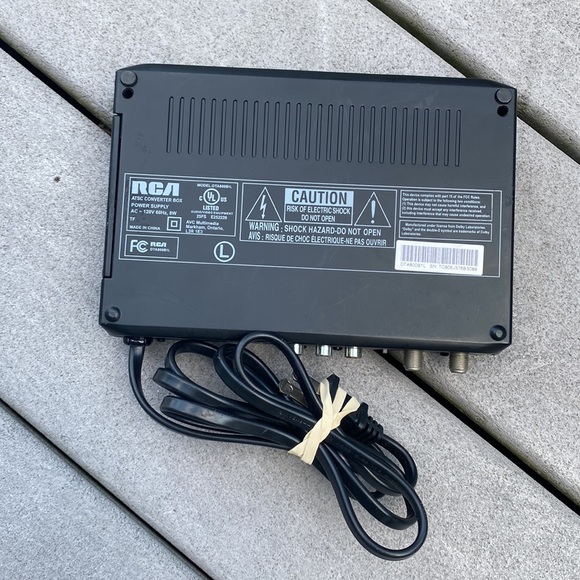 RCA HD DTV Digital to Analog TV Converter Box DTA800B1L NO REMOTE - Picture 4 of 5